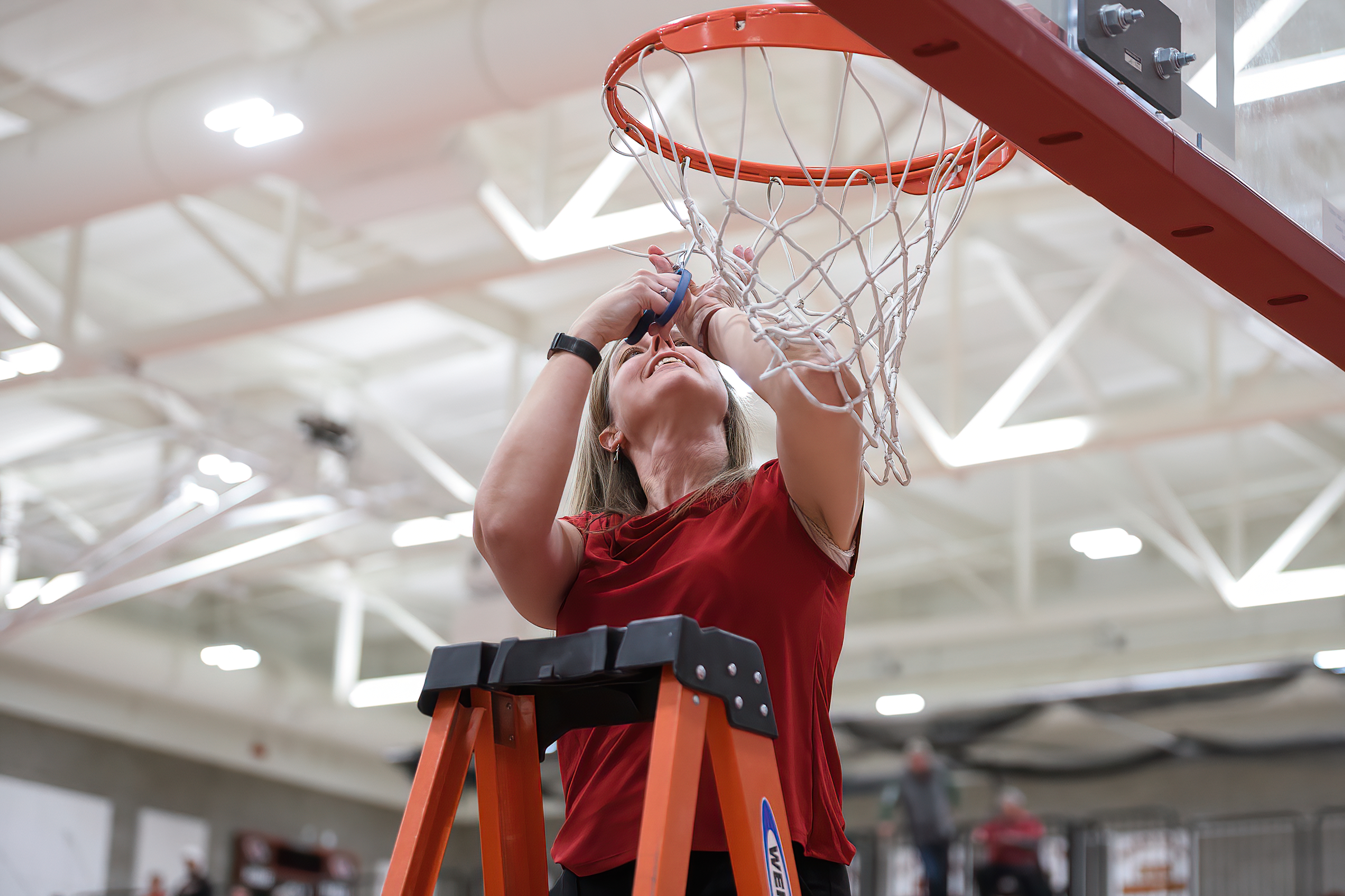 1 Lincoln vs Cleveland boys basketball 6A Oregon second round March 4 2023 Ken Waz 90